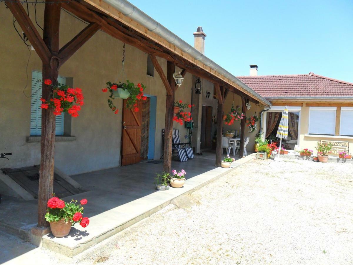 Aux Cadollines Bed and Breakfast Romenay Buitenkant foto