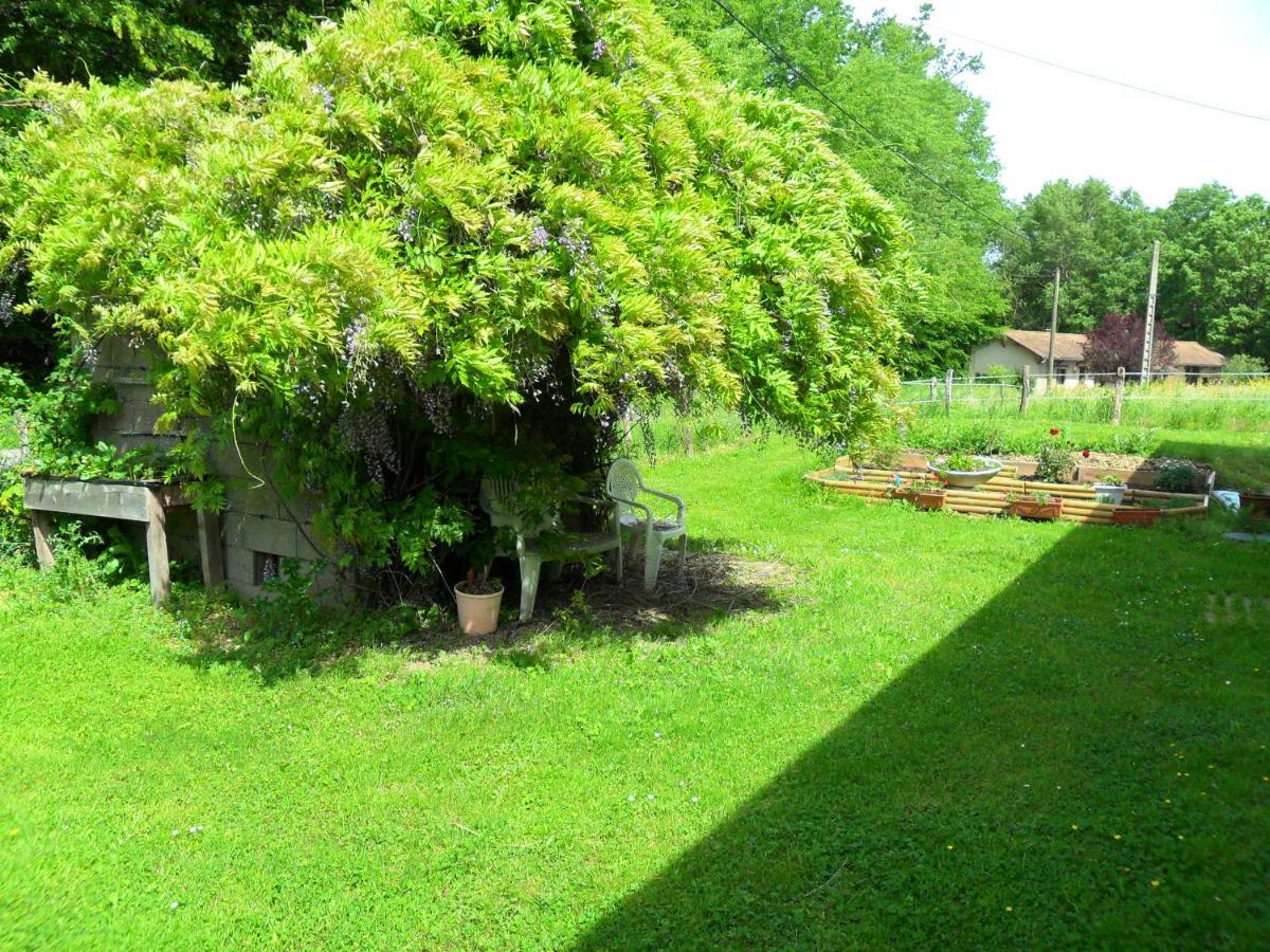 Aux Cadollines Bed and Breakfast Romenay Buitenkant foto