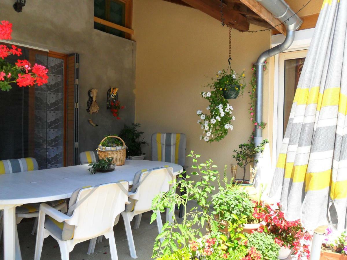 Aux Cadollines Bed and Breakfast Romenay Buitenkant foto